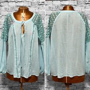 Jessica Simpson Livia Lace Peasant Top EUC